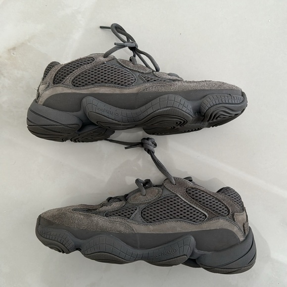 Yeezy 500 Granite Size 8 - Picture 3 of 5